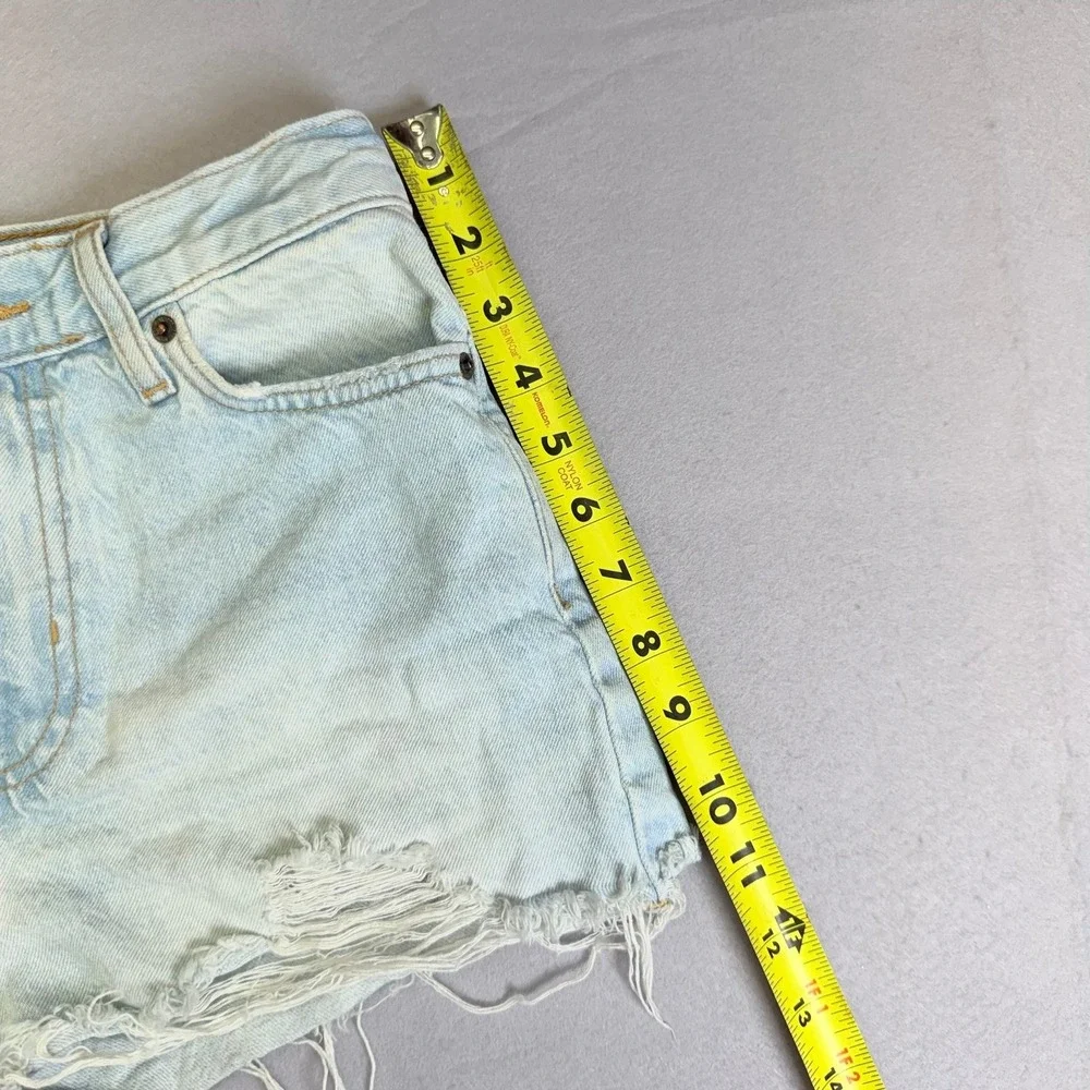 BDG Denim Shorts Womens 24 Light Blue Girlfriend High Rise Distressed Cutoffs